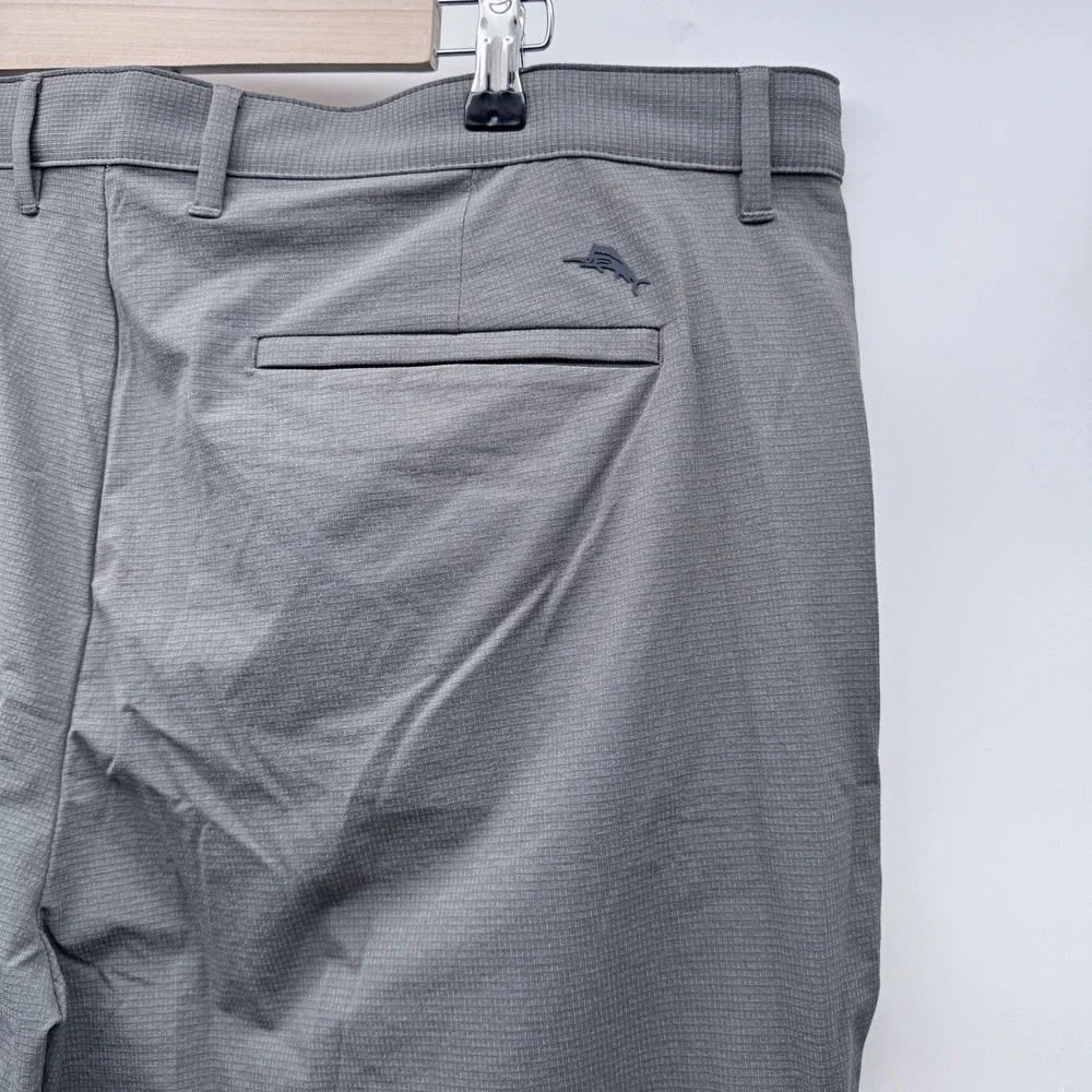 Tommy Bahama Mens Short 42 Fog Grey Island Zone Golf Stretch NWT